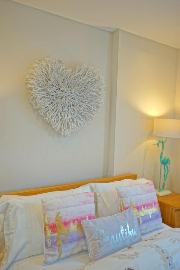 Soak Up The Light At A Soothing, Stylish Apartment In Swansea Marina Exterior photo